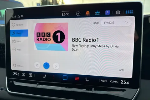 NL25LVK Volkswagen Tiguan 1.5 eTSI 150 R-Line 5dr DSG Thumbnail #52