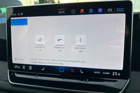 NL25LVK Volkswagen Tiguan 1.5 eTSI 150 R-Line 5dr DSG Thumbnail #53