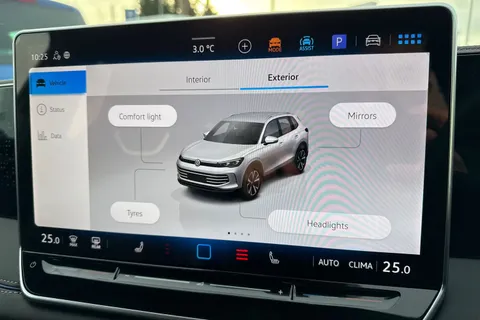 NL25LVK Volkswagen Tiguan 1.5 eTSI 150 R-Line 5dr DSG Thumbnail #55