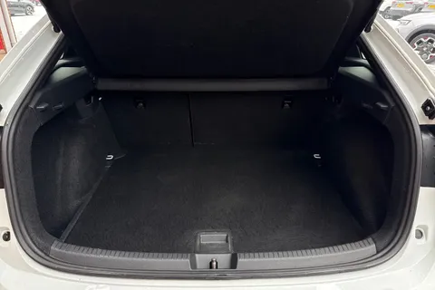 MH23YHC Volkswagen Taigo 1.5 TSI R-Line DSG Euro 6 (s/s) 5dr Thumbnail #7