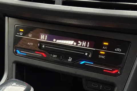 MH23YHC Volkswagen Taigo 1.5 TSI R-Line DSG Euro 6 (s/s) 5dr Thumbnail #22