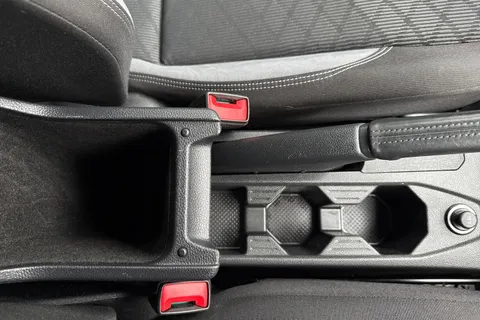 MH23YHC Volkswagen Taigo 1.5 TSI R-Line DSG Euro 6 (s/s) 5dr Thumbnail #41