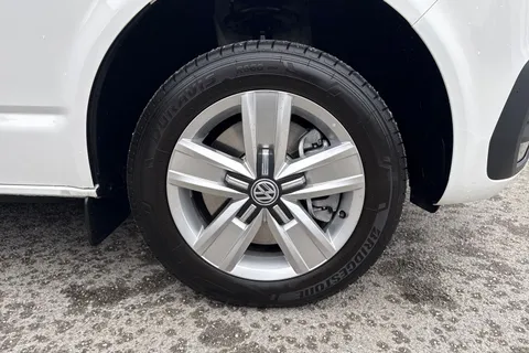 PK74OBO Volkswagen Transporter T30 Panel van Highline SWB 204 PS 2.0 TDI 7sp DSG Thumbnail #10