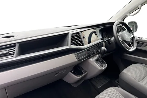 PK74OBO Volkswagen Transporter T30 Panel van Highline SWB 204 PS 2.0 TDI 7sp DSG Thumbnail #15