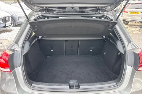 LL69KYZ Mercedes-Benz A Class 1.3 A180 Sport (Executive) Euro 6 (s/s) 5dr Thumbnail #11