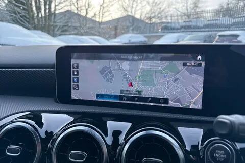 LL69KYZ Mercedes-Benz A Class 1.3 A180 Sport (Executive) Euro 6 (s/s) 5dr Thumbnail #13