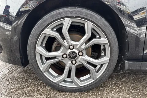 MK18LFS Ford Fiesta 1.0T EcoBoost ST-Line Euro 6 (s/s) 5dr Thumbnail #10