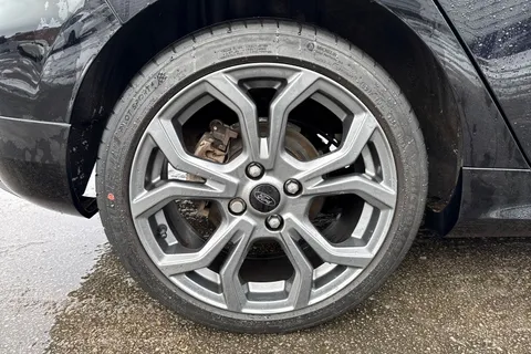 MK18LFS Ford Fiesta 1.0T EcoBoost ST-Line Euro 6 (s/s) 5dr Thumbnail #12