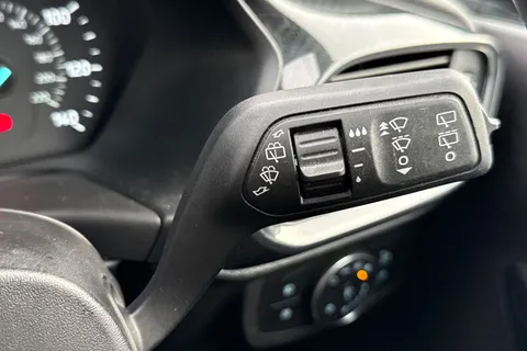 MK18LFS Ford Fiesta 1.0T EcoBoost ST-Line Euro 6 (s/s) 5dr Thumbnail #42