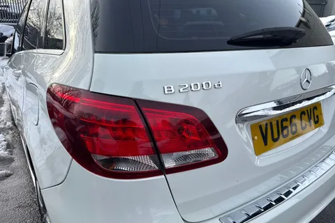 16 of 47 for Mercedes-Benz B Class 2.1 B200d AMG Line 7G-DCT Euro 6 (s/s) 5dr