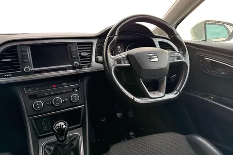 18 of 62 for SEAT Leon 2.0 TDI FR Euro 6 (s/s) 5dr