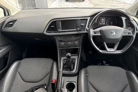 25 of 62 for SEAT Leon 2.0 TDI FR Euro 6 (s/s) 5dr