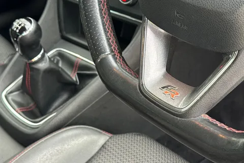 34 of 62 for SEAT Leon 2.0 TDI FR Euro 6 (s/s) 5dr