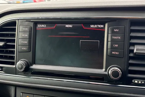 43 of 62 for SEAT Leon 2.0 TDI FR Euro 6 (s/s) 5dr