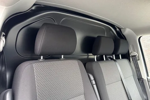 PK74OAJ Volkswagen Transporter T28 Panel van Highline SWB 110 PS 2.0 TDI 5sp Manual Thumbnail #24