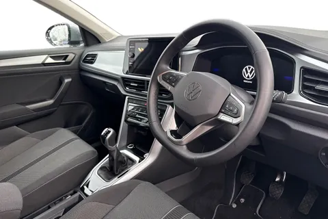 YS25VLU Volkswagen T-Roc 1.0 TSI 115 Match 5dr, **REAR VIEW CAMERA** Thumbnail #8