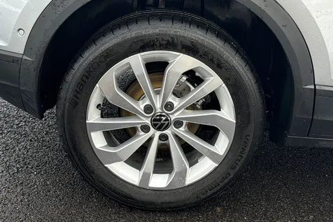 YS25VLU Volkswagen T-Roc 1.0 TSI 115 Match 5dr, **REAR VIEW CAMERA** Thumbnail #23