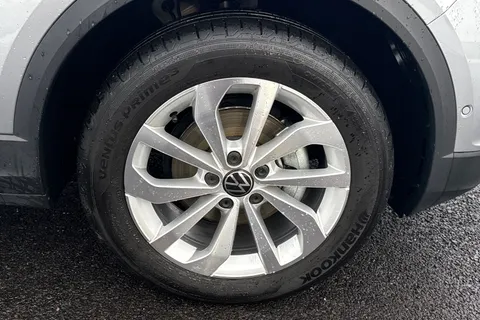 YS25VLU Volkswagen T-Roc 1.0 TSI 115 Match 5dr, **REAR VIEW CAMERA** Thumbnail #24