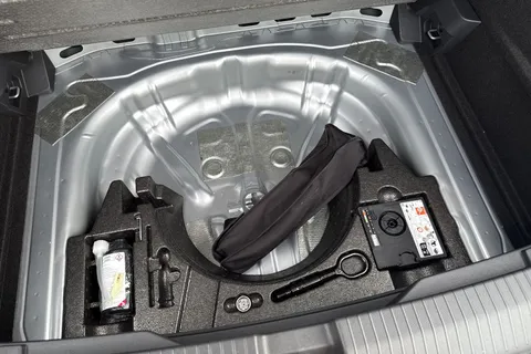 YS25VLU Volkswagen T-Roc 1.0 TSI 115 Match 5dr, **REAR VIEW CAMERA** Thumbnail #30