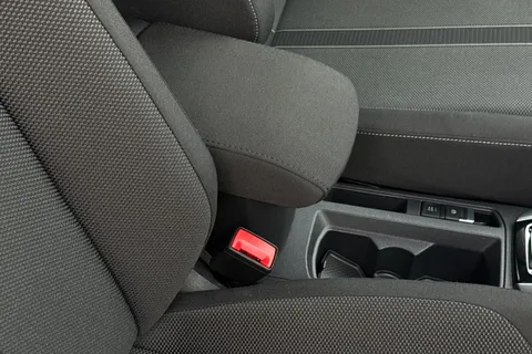 YS25VLU Volkswagen T-Roc 1.0 TSI 115 Match 5dr, **REAR VIEW CAMERA** Thumbnail #34