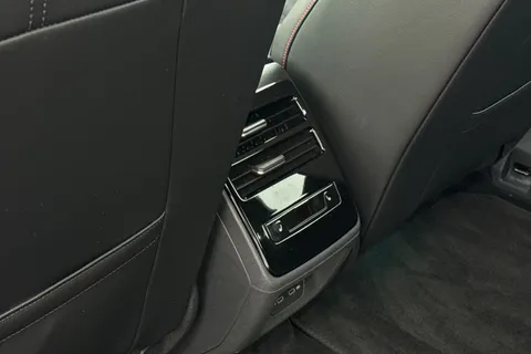 MV75UMD Volkswagen Id.7 250kW 4MOTION GTX Plus 86kWh 5dr Auto, **VAT QUALIFYING** Thumbnail #34