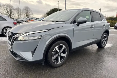 KR71ZGG Nissan Qashqai 1.3 DIG-T MHEV N-Connecta XTRON Euro 6 (s/s) 5dr Thumbnail #26