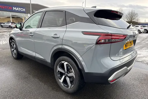 KR71ZGG Nissan Qashqai 1.3 DIG-T MHEV N-Connecta XTRON Euro 6 (s/s) 5dr Thumbnail #28