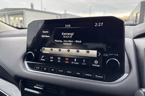 KR71ZGG Nissan Qashqai 1.3 DIG-T MHEV N-Connecta XTRON Euro 6 (s/s) 5dr Thumbnail #47