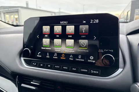 KR71ZGG Nissan Qashqai 1.3 DIG-T MHEV N-Connecta XTRON Euro 6 (s/s) 5dr Thumbnail #52