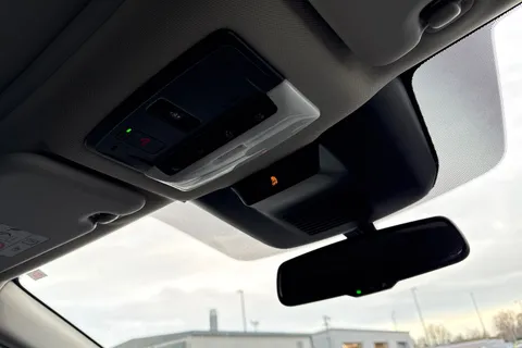 KR71ZGG Nissan Qashqai 1.3 DIG-T MHEV N-Connecta XTRON Euro 6 (s/s) 5dr Thumbnail #59