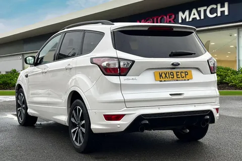 KX19ECP Ford Kuga 2.0 TDCi EcoBlue ST-Line Euro 6 (s/s) 5dr Thumbnail #2