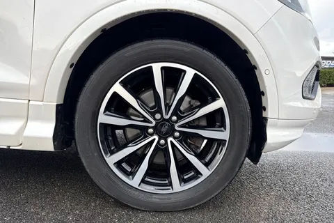 KX19ECP Ford Kuga 2.0 TDCi EcoBlue ST-Line Euro 6 (s/s) 5dr Thumbnail #9