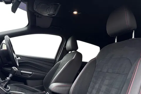 KX19ECP Ford Kuga 2.0 TDCi EcoBlue ST-Line Euro 6 (s/s) 5dr Thumbnail #15