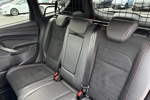 KX19ECP Ford Kuga 2.0 TDCi EcoBlue ST-Line Euro 6 (s/s) 5dr Thumbnail #18