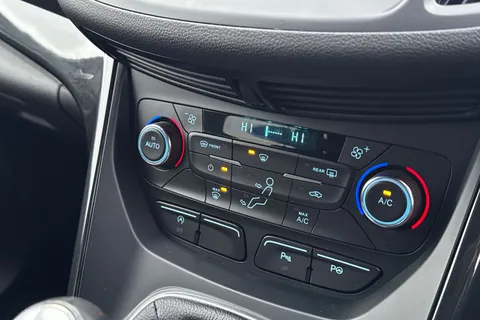 KX19ECP Ford Kuga 2.0 TDCi EcoBlue ST-Line Euro 6 (s/s) 5dr Thumbnail #21