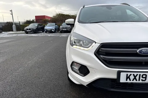 KX19ECP Ford Kuga 2.0 TDCi EcoBlue ST-Line Euro 6 (s/s) 5dr Thumbnail #24