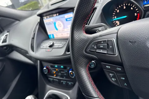 KX19ECP Ford Kuga 2.0 TDCi EcoBlue ST-Line Euro 6 (s/s) 5dr Thumbnail #37