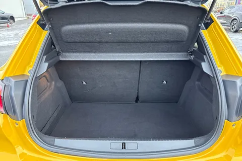 PX70WVD PEUGEOT 208 1.2 PureTech GT Line EAT Euro 6 (s/s) 5dr Thumbnail #9