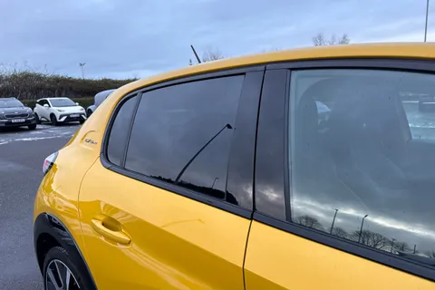 PX70WVD PEUGEOT 208 1.2 PureTech GT Line EAT Euro 6 (s/s) 5dr Thumbnail #35