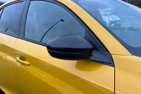 PX70WVD PEUGEOT 208 1.2 PureTech GT Line EAT Euro 6 (s/s) 5dr Thumbnail #36