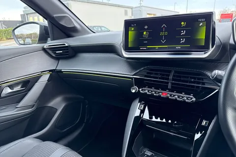 PX70WVD PEUGEOT 208 1.2 PureTech GT Line EAT Euro 6 (s/s) 5dr Thumbnail #42