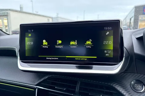 PX70WVD PEUGEOT 208 1.2 PureTech GT Line EAT Euro 6 (s/s) 5dr Thumbnail #51