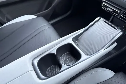 DC75MKE BYD Dolphin Surf 30kWh Active Auto 5dr Thumbnail #19