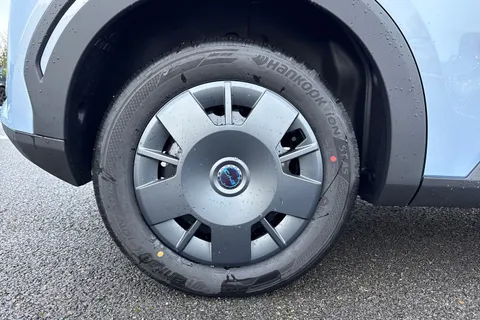 DC75MKE BYD Dolphin Surf 30kWh Active Auto 5dr Thumbnail #21