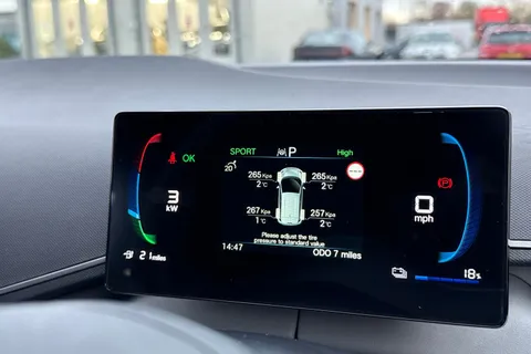 DC75MKE BYD Dolphin Surf 30kWh Active Auto 5dr Thumbnail #40