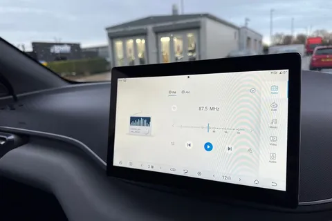 DC75MKE BYD Dolphin Surf 30kWh Active Auto 5dr Thumbnail #44