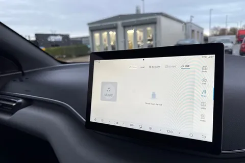 DC75MKE BYD Dolphin Surf 30kWh Active Auto 5dr Thumbnail #45