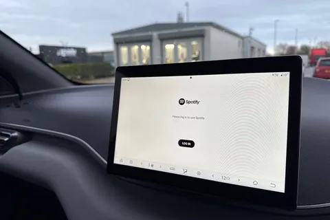 DC75MKE BYD Dolphin Surf 30kWh Active Auto 5dr Thumbnail #47