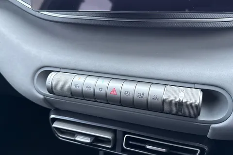 DC75MKE BYD Dolphin Surf 30kWh Active Auto 5dr Thumbnail #56