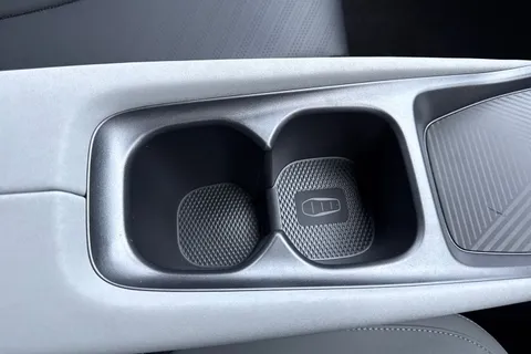 DC75MKE BYD Dolphin Surf 30kWh Active Auto 5dr Thumbnail #59